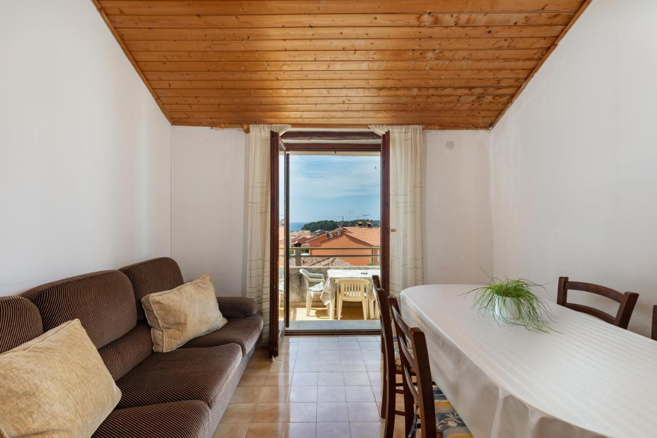 روفينج Apartments And Room Pergola المظهر الخارجي الصورة